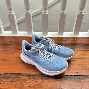 Barely Worn Hoka Mach 6s!